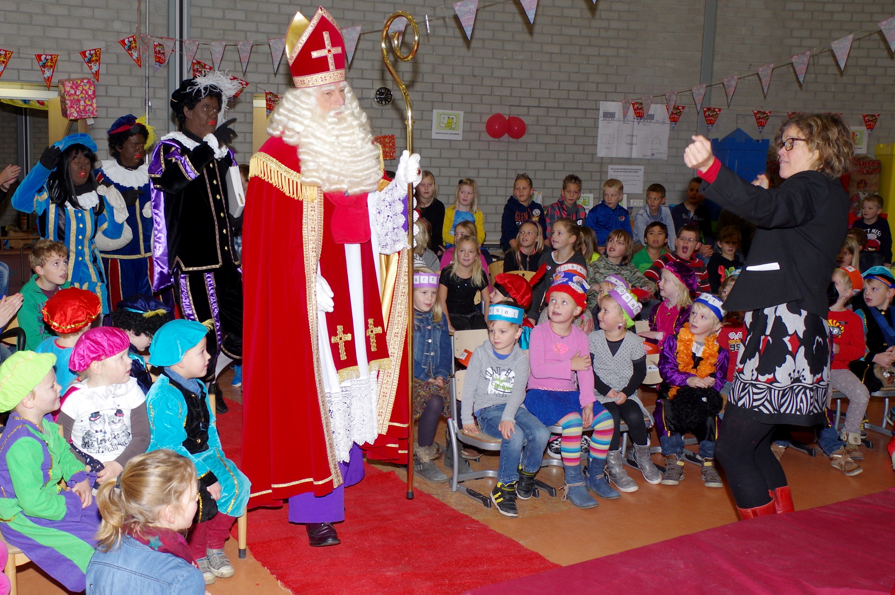 Sint op school Aventurijn 2014