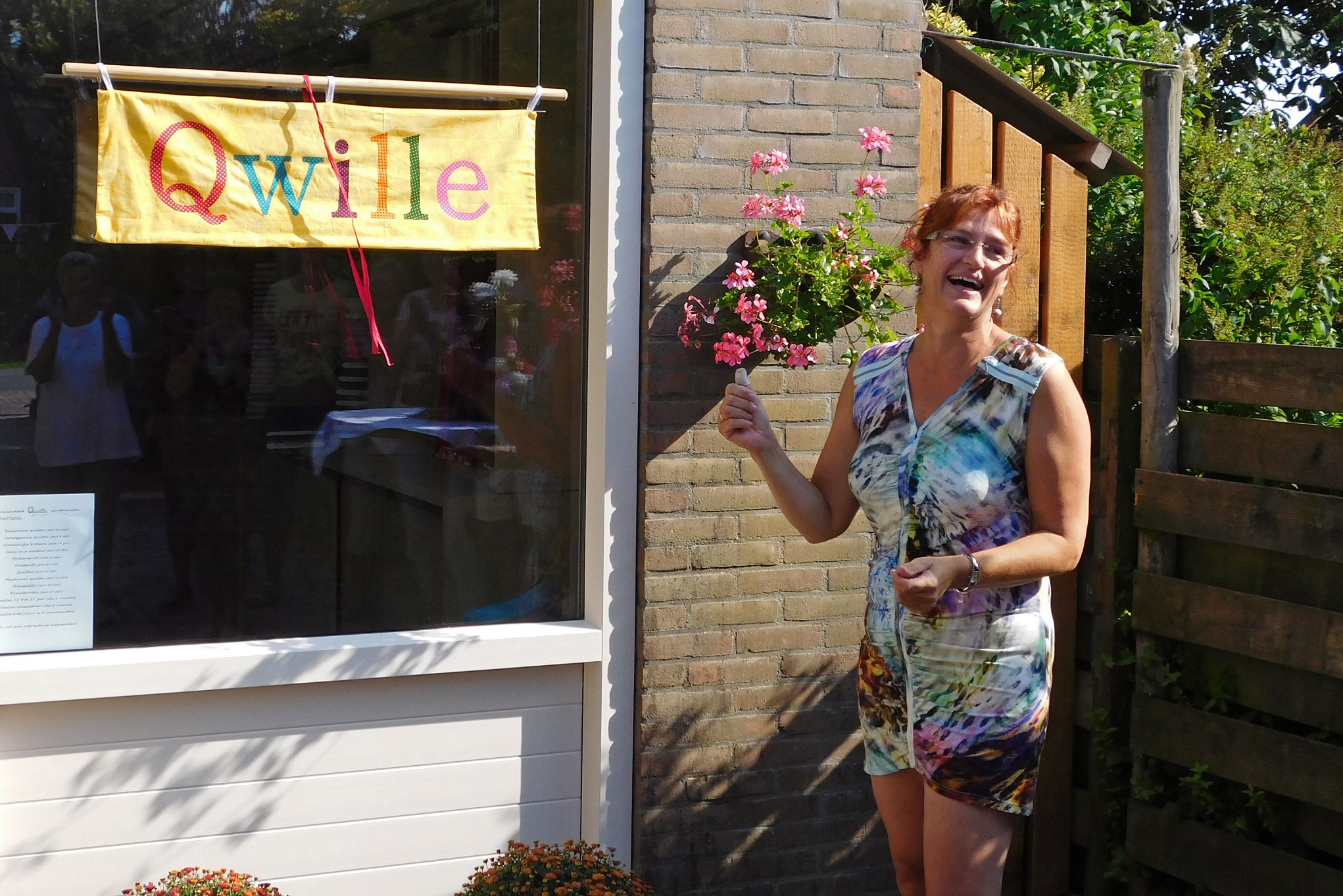 Opening Qwille in Langelille