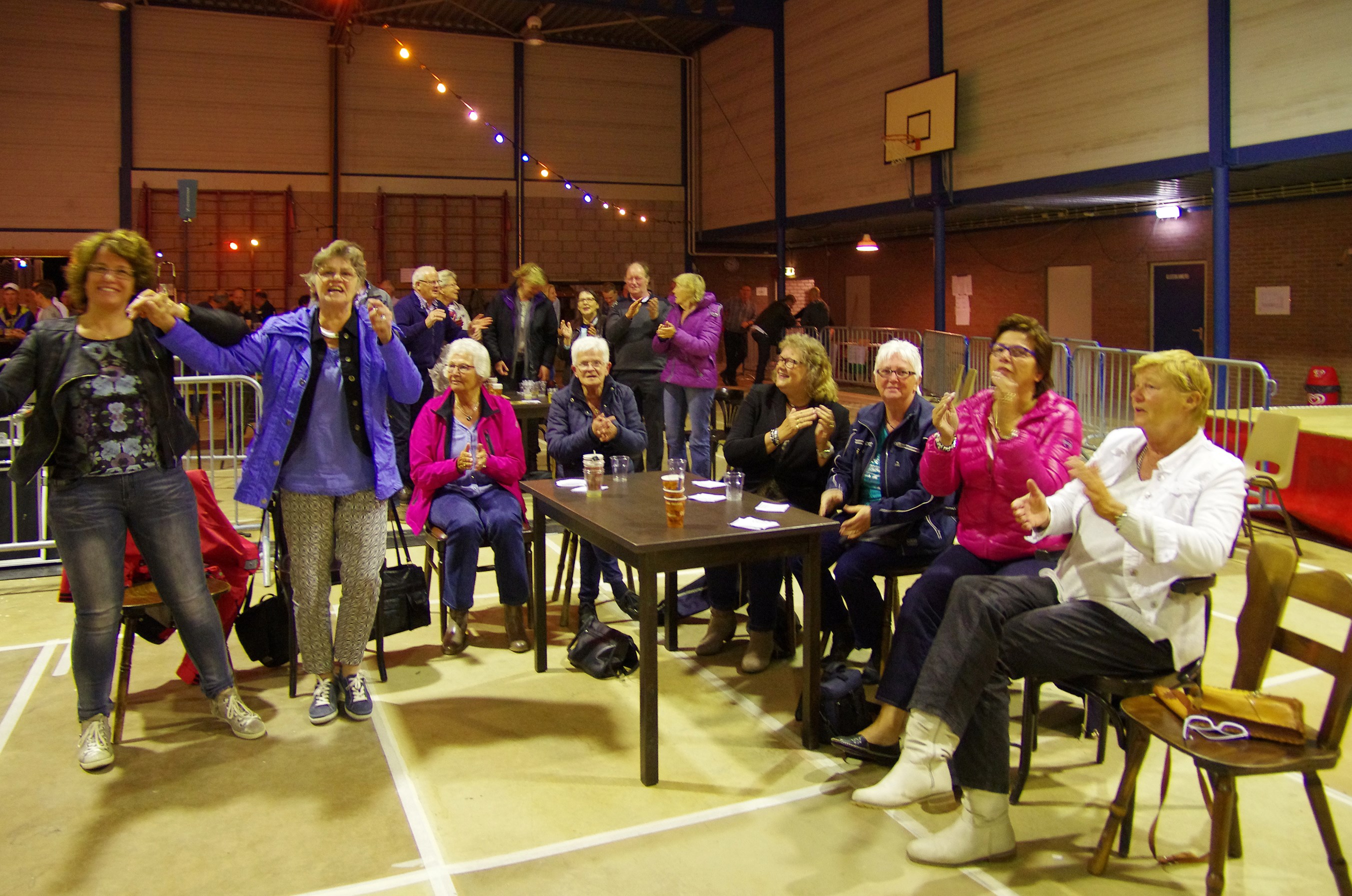 Stuyvesant Sailors in sporthal Munnekeburen