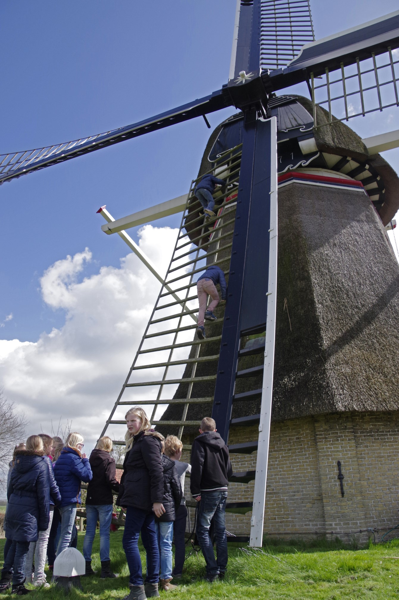 Jeugd Aventurijn herdenkt