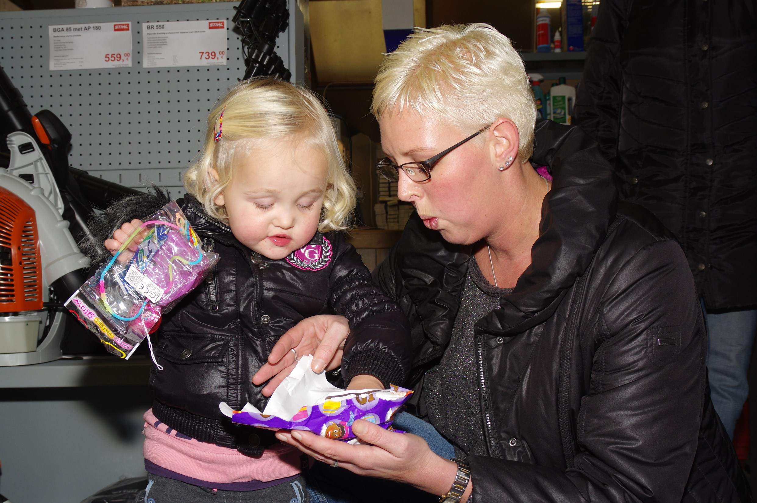 Schoentjes actie Sint ondernemersvereniging Groote Veenpolder